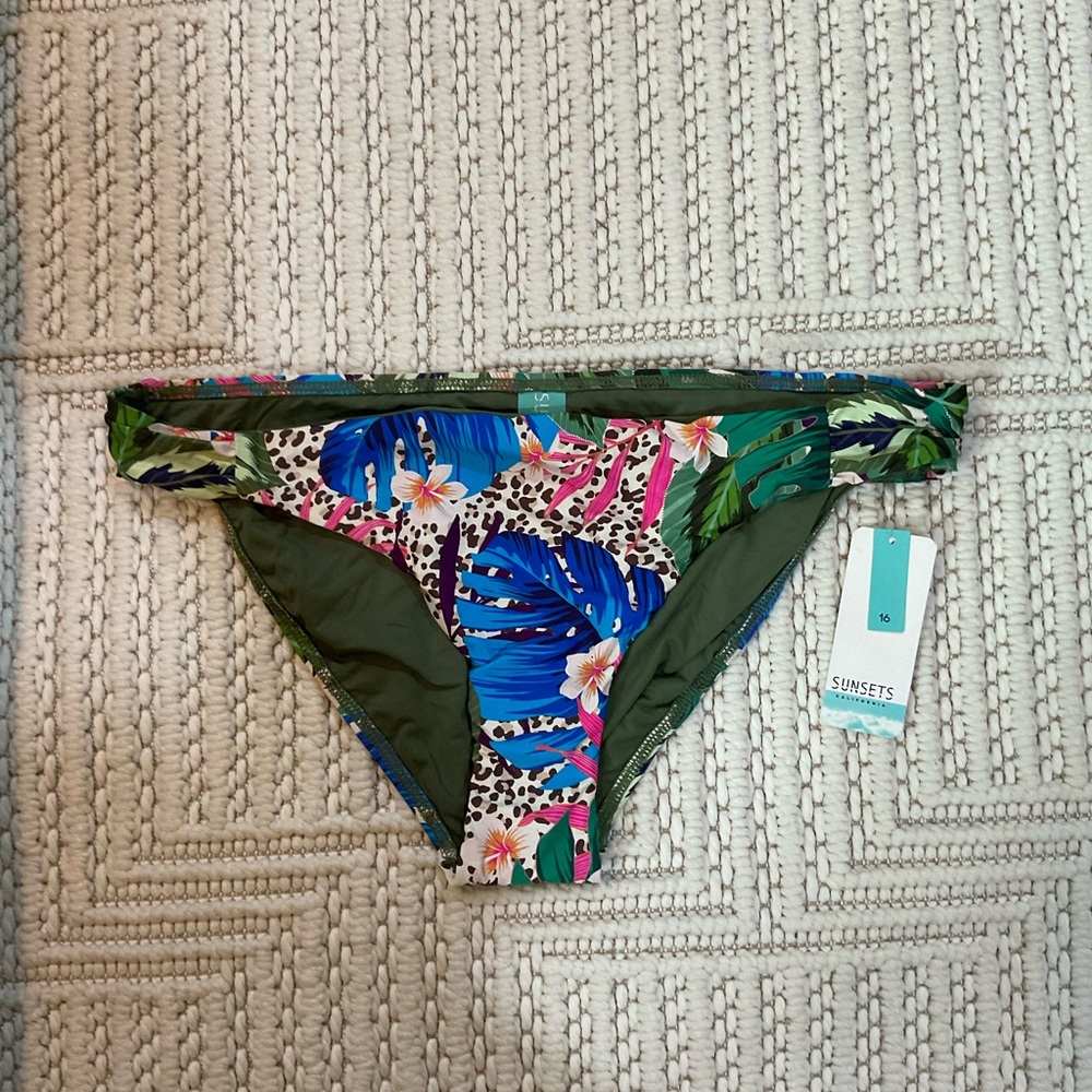 Sunsets Safari Femme Fatale Hipster Bikini Bottoms | Size 16